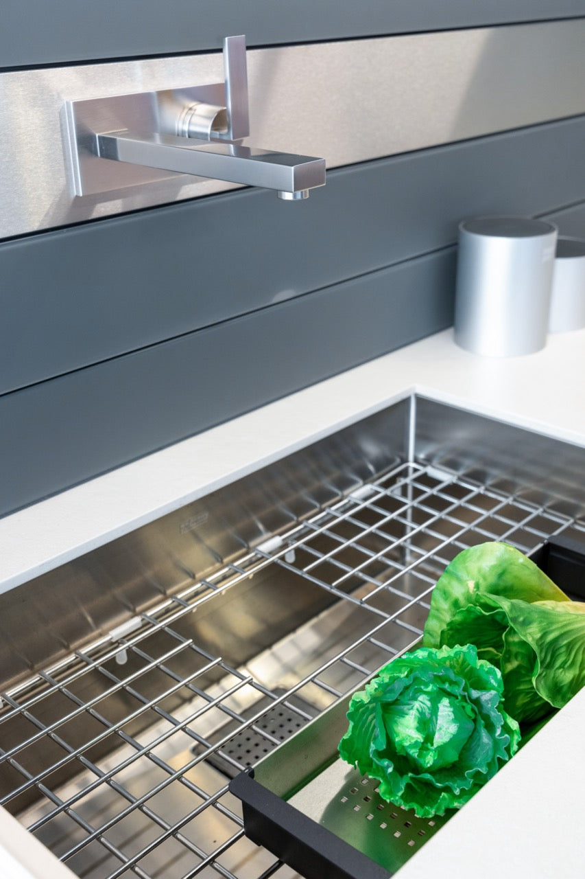 Poggenpohl Segmento Modern White & Wood Veneer Kitchen with Miele Appliance Suite