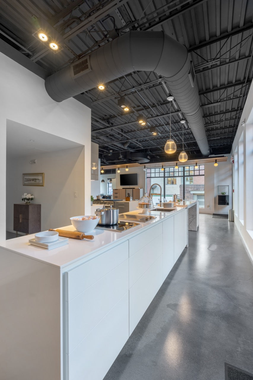 Poggenpohl Segmento Modern White & Wood Veneer Kitchen with Miele Appliance Suite