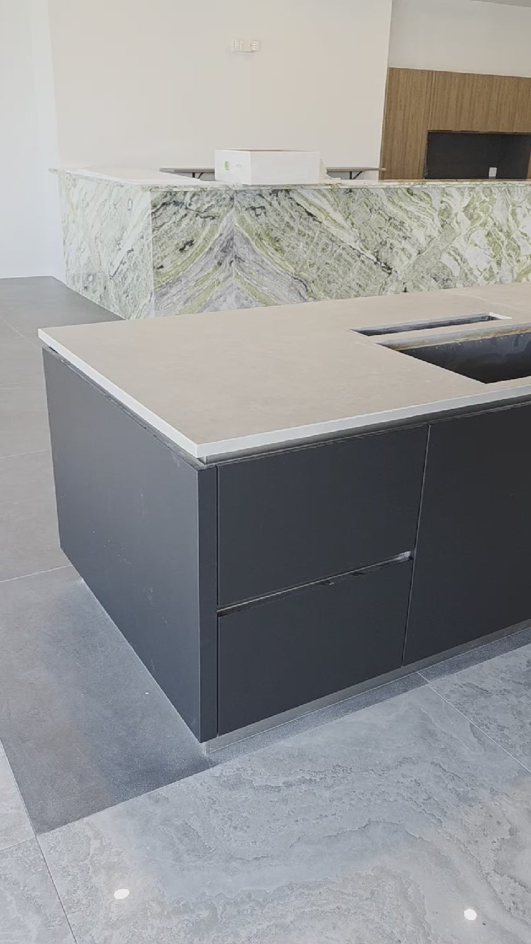 Load video: Häcker Modern Matte Black Island with Storage
