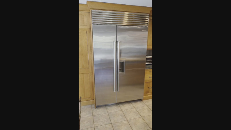 Custom Transitional Wooden Kitchen with Island, Granite Countertops and 48" Sub-Zero Refrigerator
