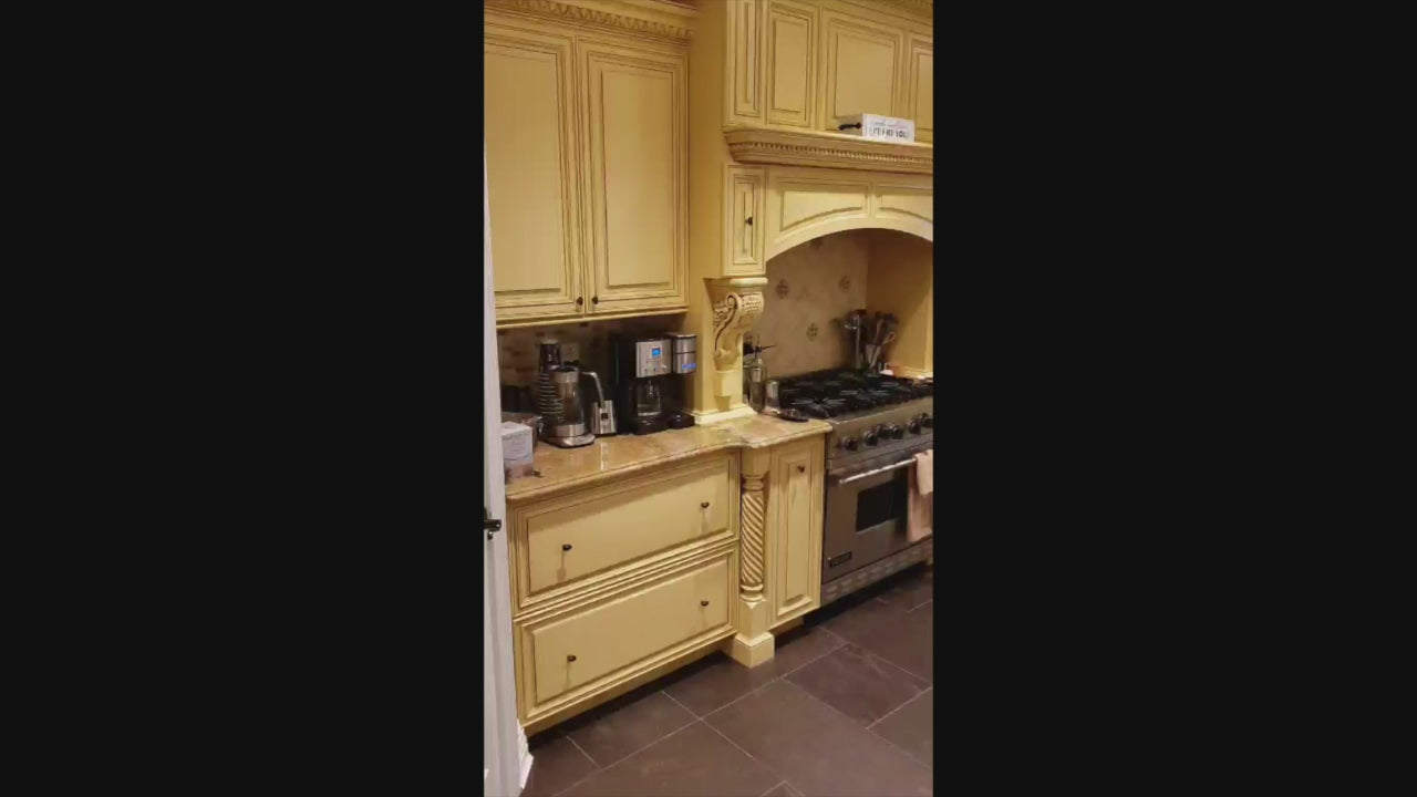 Load video: Custom Traditional Cream Kitchen with Island, Butler&#39;s Pantry and Viking Appliances