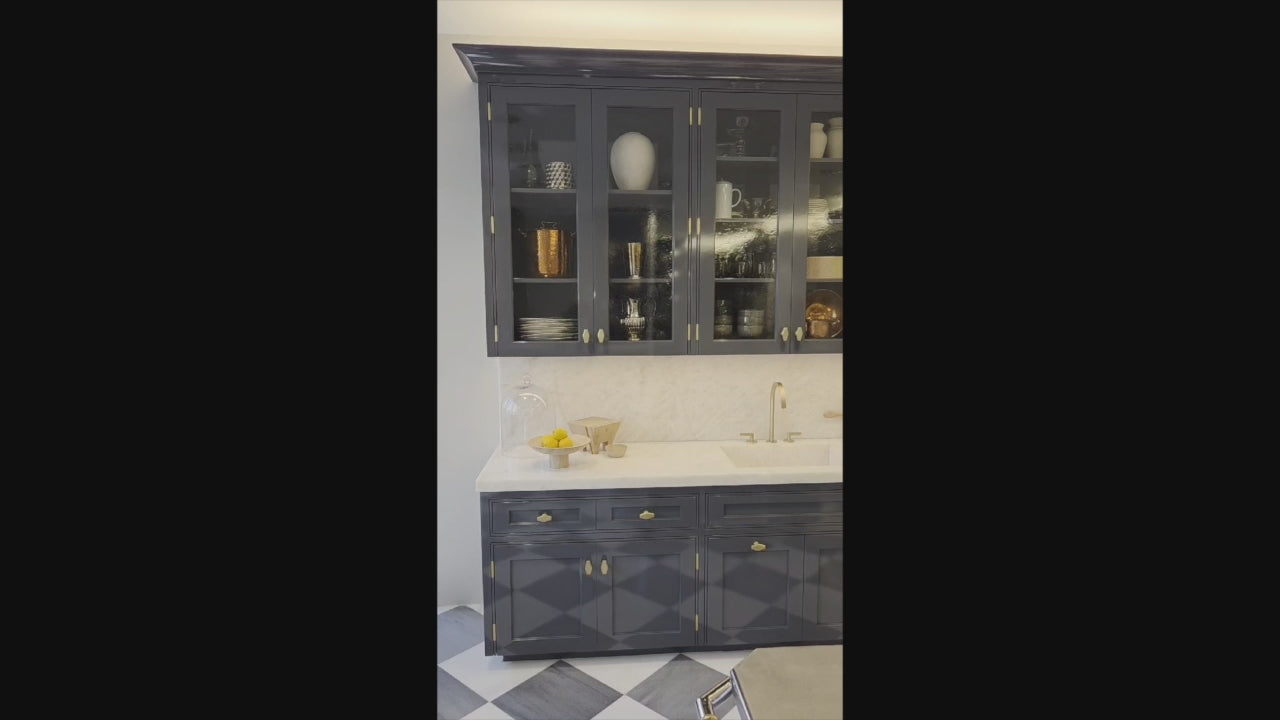 Load video: St. Charles Transitional Slate Gray Butler's Pantry Wall with Cristallo White Quartzite Countertops