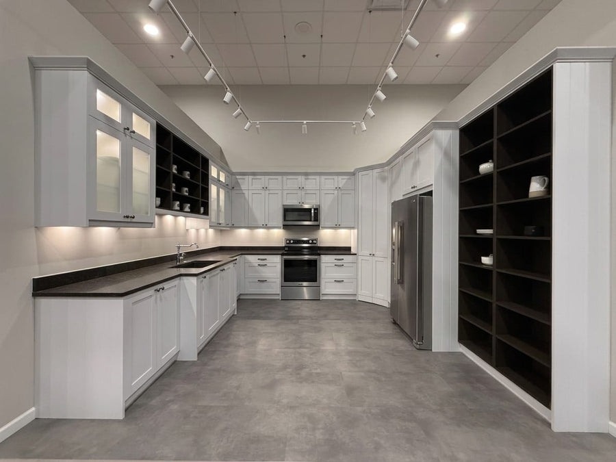 Wren East Hanover kitchen showroom display, photo 16